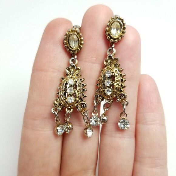 Vintage Rhinestone Dangle Clip On Earrings, Gold Tone, Sparkle Estate - Picture 1 of 6